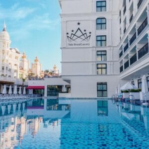 Hotel Side Royal Style
